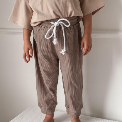 Sunday Essential Pant Size 1 & 4